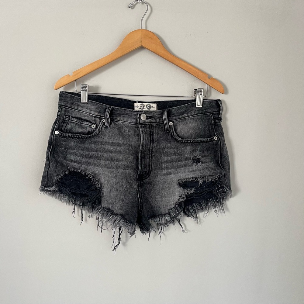 We The Free Black Loving Good Vibrations Ripped Denim Shorts Size 29